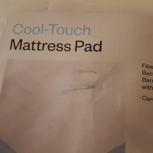 Twin cool touch mattress pad
